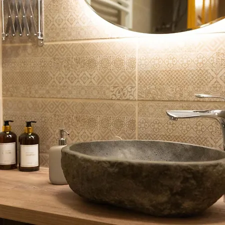 E-pagony Dunakanyar- Privat Erdei Szallas * Verőcemaros