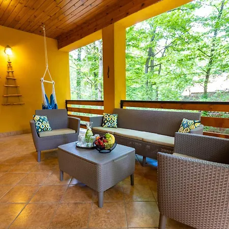 E-pagony Dunakanyar- Privat Erdei Szallas * Verőcemaros